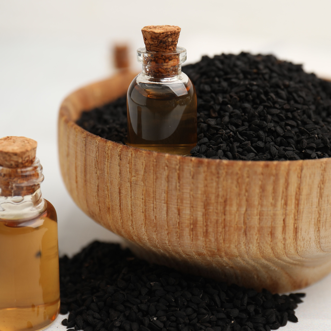 Black Seed Oil: Uses, Benefits, and Thymoquinone Potency Explained